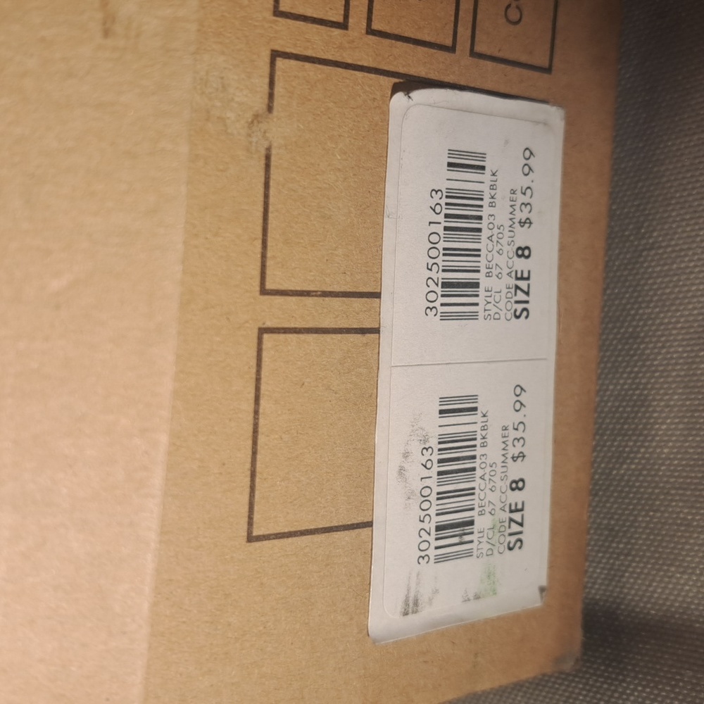 Shoes - Picture 6 of 6